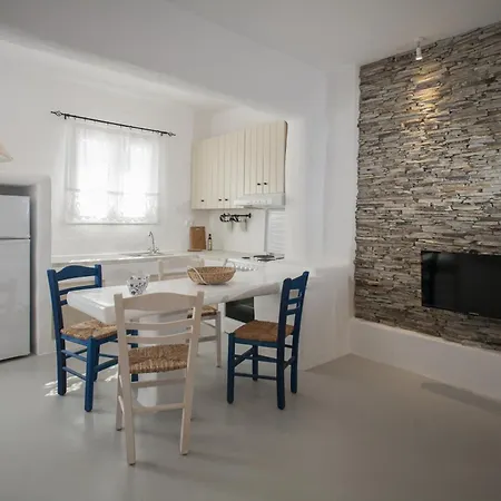 Irida Vacation Suites Kastrákion Δωμάτιο φωτογραφία